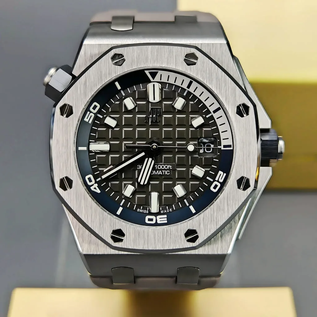 Audemars Piguet Royal Oak 15720ST