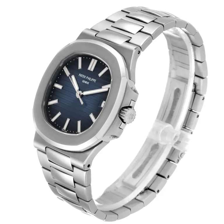 Side view of Patek Philippe Nautilus 5711/1A-010 Super Clone with 40mm case